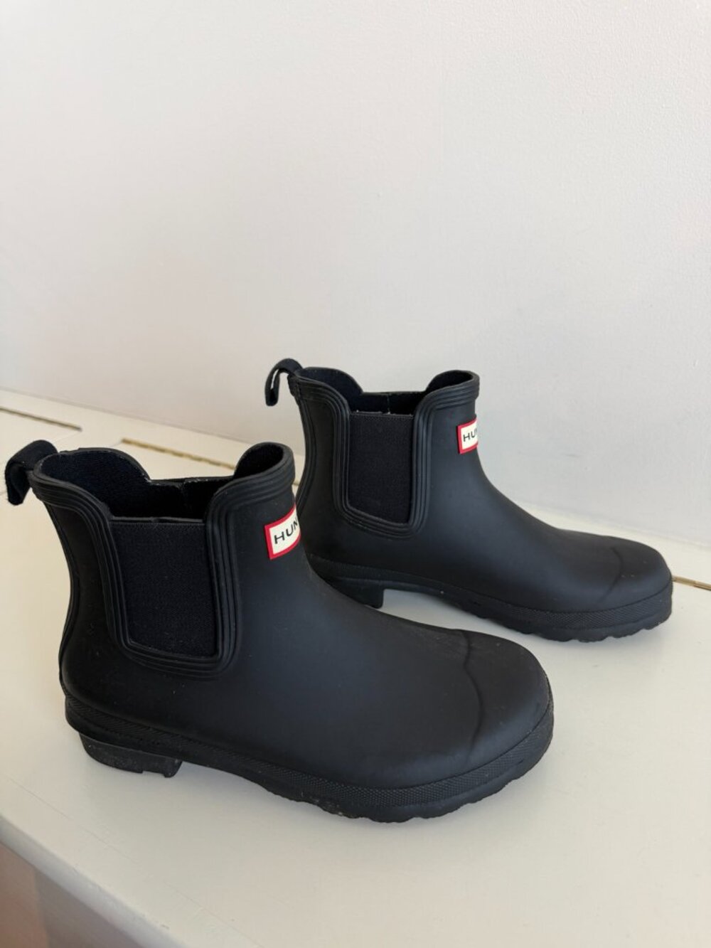Hunter Original Chelsea Black Waterproof Rain Boots Women’s Size 7 EU38